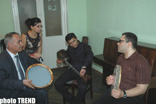 Murad Sadıx ilk konsertində muğam oxuyacaq (FOTO)
