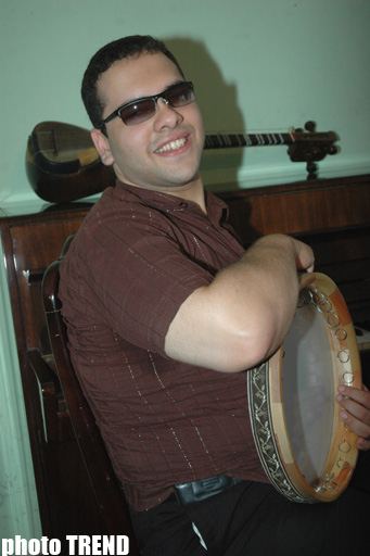 Murad Sadıx ilk konsertində muğam oxuyacaq (FOTO)