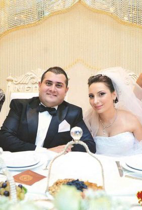 Aygün Kazımova və Röya Ayxan Murad Arifin toyuna gəlmədilər