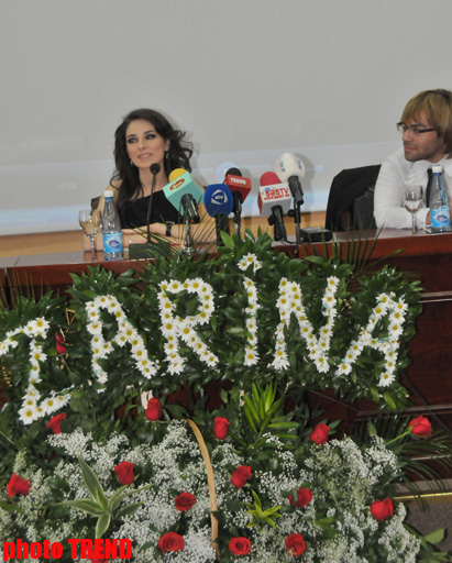 Müğənni Zarina Türkiyədə gördüyü uğurlu işləri Bakıda təqdim etdi (Video-Foto)