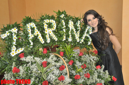 Müğənni Zarina Türkiyədə gördüyü uğurlu işləri Bakıda təqdim etdi (Video-Foto)