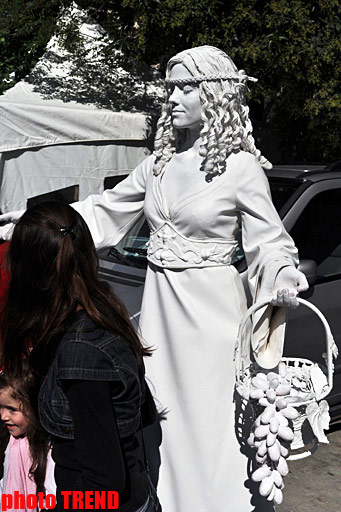 İçərişəhərdə üzüm yığımı festivalı (fotosessiya)