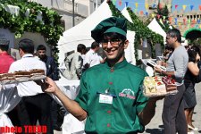 İçərişəhərdə üzüm yığımı festivalı (fotosessiya)