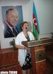 Aybəniz Haşımovanın xidmətləri gənclər tərəfindən mükafatla qiymətləndirildi (FOTO)