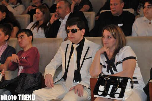 Murad Sadıx ilk solo-konsertində etiraf etdi: "Mən fiziki qüsurlu deyiləm" (FOTO)