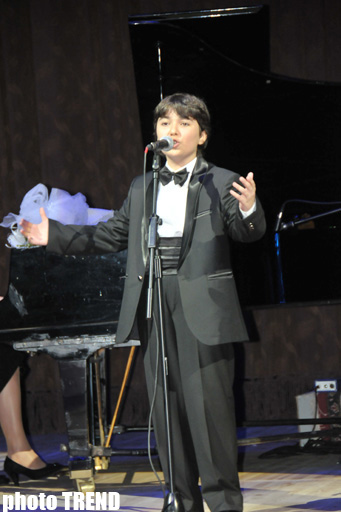 Murad Sadıx ilk solo-konsertində etiraf etdi: "Mən fiziki qüsurlu deyiləm" (FOTO)