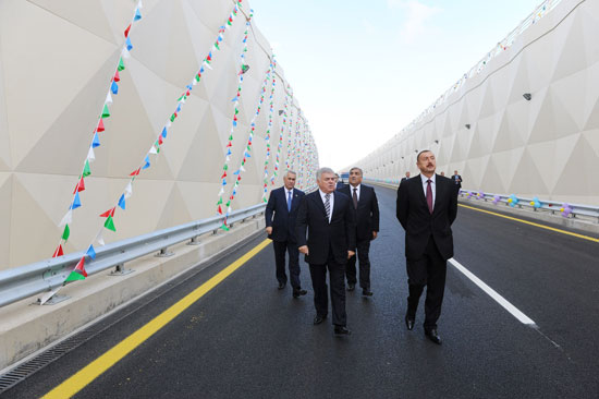 Azərbaycan Prezidenti yeraltı piyada keçidlərinin və Mərdəkan qovşağının açılışında iştirak edib (ƏLAVƏ OLUNUB) (FOTO)