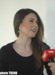 Türkiyə müğənnisi Seniha bakılılardan dəstək gözləyir (FOTO)