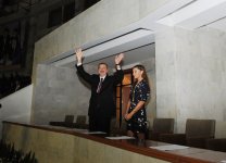 Azərbaycan Prezidenti və onun xanımı dünya üzrə boks çempionatının final mərhələsinin qarşılaşmalarını izləyiblər (FOTO)