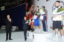 Azərbaycan Prezidenti və onun xanımı dünya üzrə boks çempionatının final mərhələsinin qarşılaşmalarını izləyiblər (FOTO)