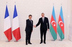 Azərbaycanda rəsmi səfərdə olan Nikola Sarkozinin rəsmi qarşılanma mərasimi olub