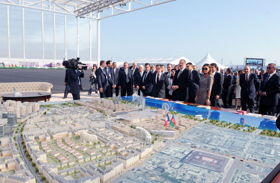 İlham Əliyev: Fransa Minsk qrupunun həmsədri kimi Dağlıq Qarabağ münaqişəsinin sülh yolu ilə həllində mühüm rol oynayır (FOTO)