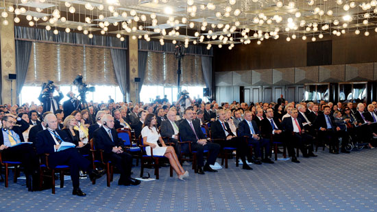 Prezident İlham Əliyev: Müstəqillik dövründə yaşanan sabitlik və dostluq ab-havası Azərbaycanı regional ölkə kimi daha da gücləndirir (ƏLAVƏ OLUNUB ) (FOTO)