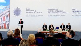 Prezident İlham Əliyev: Müstəqillik dövründə yaşanan sabitlik və dostluq ab-havası Azərbaycanı regional ölkə kimi daha da gücləndirir (ƏLAVƏ OLUNUB ) (FOTO)