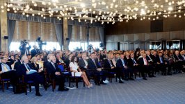 Prezident İlham Əliyev: Müstəqillik dövründə yaşanan sabitlik və dostluq ab-havası Azərbaycanı regional ölkə kimi daha da gücləndirir (ƏLAVƏ OLUNUB ) (FOTO)