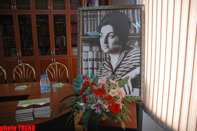 Aida İmanquliyevanın həyat və yaradıcılığına həsr olunmuş elmi sessiya keçirilib (FOTO)