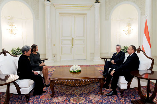 Azərbaycan və Avstriya prezidentlərinin təkbətək görüşü olub (FOTO)