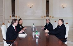 İlham Əliyev ABŞ Atlantik Şurasının prezidentinin başçılıq etdiyi nümayəndə heyətini qəbul edib