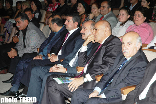 Yaşar Nuri mələklərin əhatəsində Habil Əliyevi seçib, "Dədə Qorqud"ə öyüd-nəsihət verdi (FOTO)