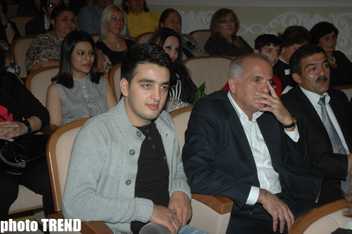 Yaşar Nuri mələklərin əhatəsində Habil Əliyevi seçib, "Dədə Qorqud"ə öyüd-nəsihət verdi (FOTO)
