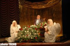 Yaşar Nuri mələklərin əhatəsində Habil Əliyevi seçib, "Dədə Qorqud"ə öyüd-nəsihət verdi (FOTO)