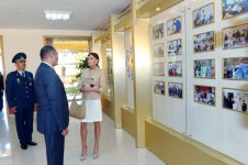 Heydər Əliyev Fondunun prezidenti Mehriban Əliyeva Fondun təşəbbüsü ilə Xəzər rayonunda inşa olunmuş bir neçə obyektin açılışlarında iştirak edib (FOTO)