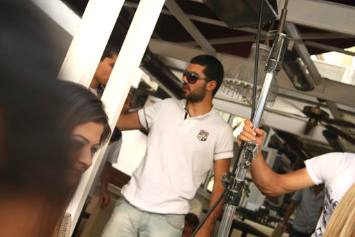 Populyar türk seriallarında rol alan aktyor Azərbaycan haqqında film çəkir (FOTO)