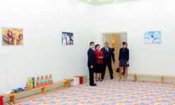 Azərbaycanın birinci xanımı Xəzər rayonunda  bir neçə təhsil müəssisəsinin açılışlarında iştirak etmişdir (FOTO)