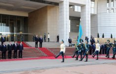 Qazaxıstanda rəsmi səfərdə olan Azərbaycan Prezidentinin Almatıda rəsmi qarşılanma mərasimi olub (FOTO)