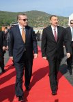 Azərbaycan Prezidenti Türkiyənin İzmir şəhərinə gəlib (FOTO)