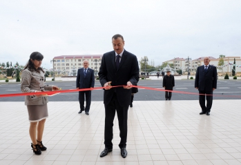 Azərbaycan Prezidenti Ucarda Heydər Əliyev Mərkəzinin açılışında iştirak edib (FOTO)