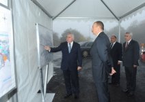 İlham Əliyev Bakı-Şamaxı-Yevlax avtomobil yolunun Muğanlı-Yevlax hissəsində görülən əsaslı işlərlə tanış olub (FOTO)