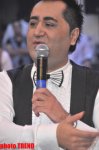 Ulvira Qarayeva toyunda öncə bəyin yerində oturdu, aparıcılıq etdi, daha sonra… (FOTO)