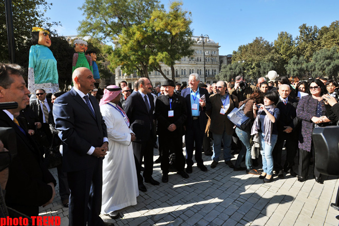 Bakıda Beynəlxalq Kukla Teatrları Festivalı açılıb (FOTO)