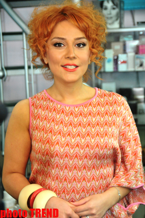 İradə İbrahimova qızının ad günü üçün imicini dəyişdi (FOTO)