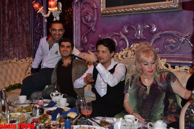 İlhamə Quliyeva Zirəddin Rzayevin yubileyində fəxri qonaq oldu (FOTO)