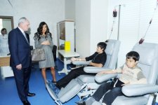 Heydər Əliyev Fondunun vitse-prezidenti Leyla Əliyeva Talassemiya Mərkəzində müalicə olunan uşaqlara baş çəkib (FOTO)