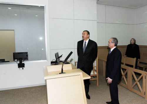 İlham Əliyev Oğuz rayon məhkəməsinin inzibati binasının açılışında iştirak edib (FOTO)