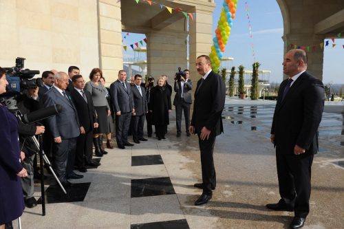 Prezident İlham Əliyev: 2013-2018-ci illəri əhatə edəcək yeni Dövlət Proqramı nəticəsində Azərbaycan daha da inkişaf edəcək (FOTO)
