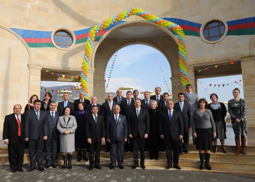 Prezident İlham Əliyev: 2013-2018-ci illəri əhatə edəcək yeni Dövlət Proqramı nəticəsində Azərbaycan daha da inkişaf edəcək (FOTO)