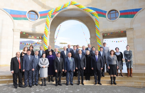 Prezident İlham Əliyev: 2013-2018-ci illəri əhatə edəcək yeni Dövlət Proqramı nəticəsində Azərbaycan daha da inkişaf edəcək (FOTO)