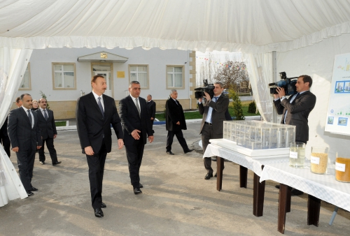 İlham Əliyev qarğıdalı emalı və qlükoza istehsalı müəssisəsinin açılışında iştirak edib (FOTO)