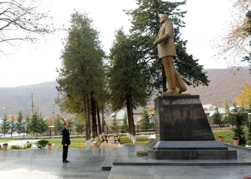Prezident İlham Əliyevin Oğuz rayonuna səfəri başlayıb (FOTO)