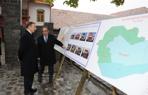 Prezident İlham Əliyev: Azərbaycan ordusu istənilən anda torpaqları hərbi yolla azad edə bilər (FOTO)
