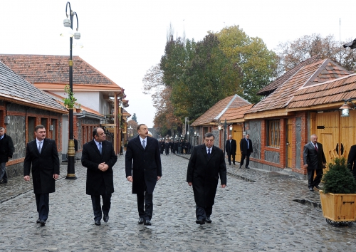 Prezident İlham Əliyev: Azərbaycan ordusu istənilən anda torpaqları hərbi yolla azad edə bilər (FOTO)
