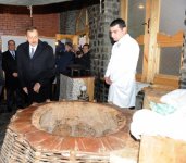 Prezident İlham Əliyev: Azərbaycan ordusu istənilən anda torpaqları hərbi yolla azad edə bilər (FOTO)