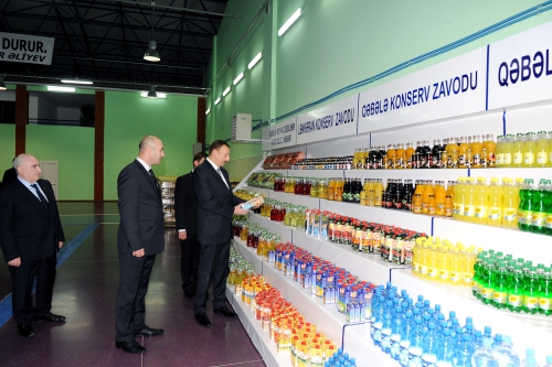 Prezident İlham Əliyev Qəbələdə su-limonad istehsalı zavodunun açılışında iştirak edib (FOTO)