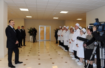 Azərbaycan Prezidenti Şəkidə mərkəzi xəstəxananın açılışında iştirak edib (FOTO)