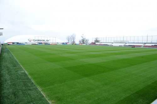 İlham Əliyev “Qəbələ” Futbol Klubunun stadion və təlim-məşq bazası kompleksində aparılan tikinti işləri ilə tanış olub (FOTO)