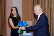 Leyla Əliyevaya BMT-nin sertifikatı və xüsusi vəsiqəsi təqdim olunub (FOTO)